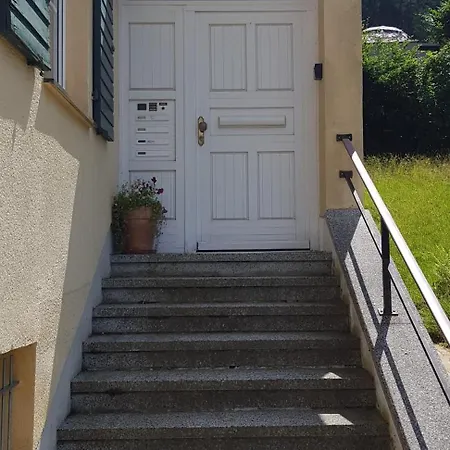 Goldbrunnen Апартаменты Бад-Эльстер