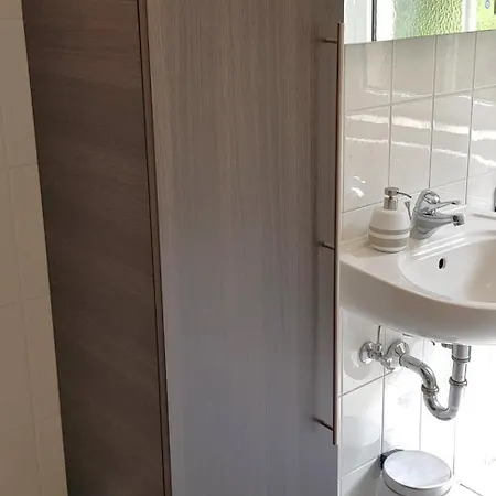 Goldbrunnen Бад-Эльстер